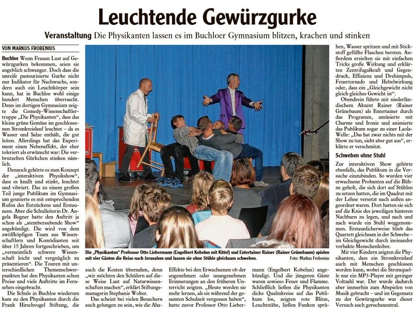 Leuchtende Gewürzgurken - Physikshow am Gymnasium Buchloe